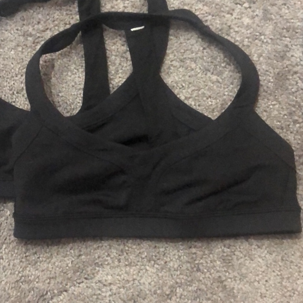 Lululemon sports bra
